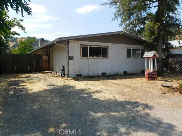 Clearlake Oaks, CA 95423,185 Butler ST