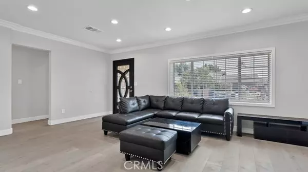 Arleta, CA 91331,9261 Lev AVE