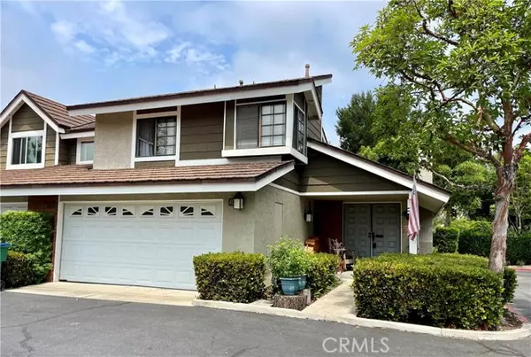 24 Marigold 17, Irvine, CA 92614