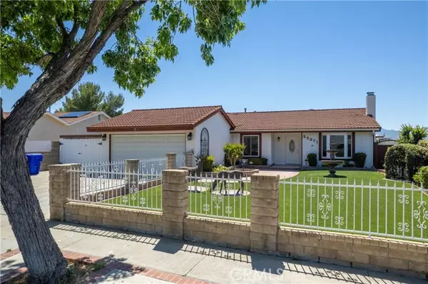 22371 Barbacoa DR, Saugus, CA 91350