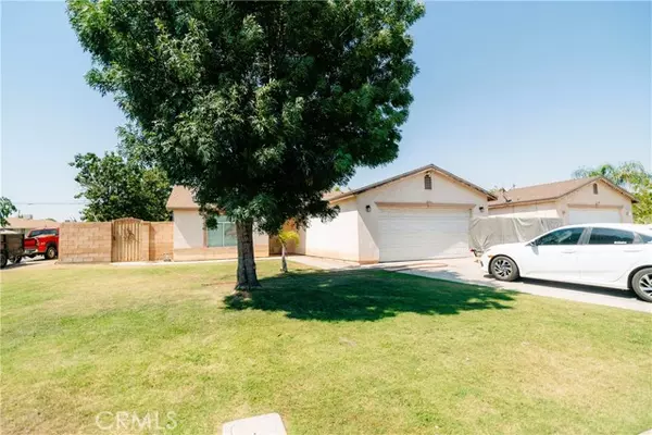 Bakersfield, CA 93306,8736 Canyon Ridge CT