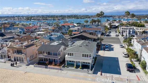 Newport Beach, CA 92661,600 W Oceanfront