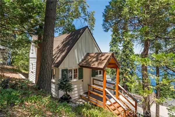 Lake Arrowhead, CA 92352,28901 Palisades DR