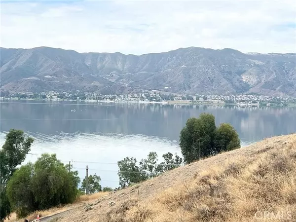 Lake Elsinore, CA 92530,0 Barkschat