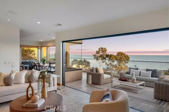 206 Grandview ST, Laguna Beach, CA 92651