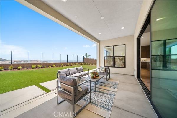 20548 Hummingbird CT, Porter Ranch, CA 91326