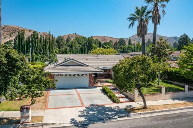 19011 Castlebay LN, Porter Ranch, CA 91326