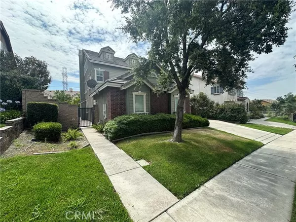 Fontana, CA 92336,5359 Trento WAY