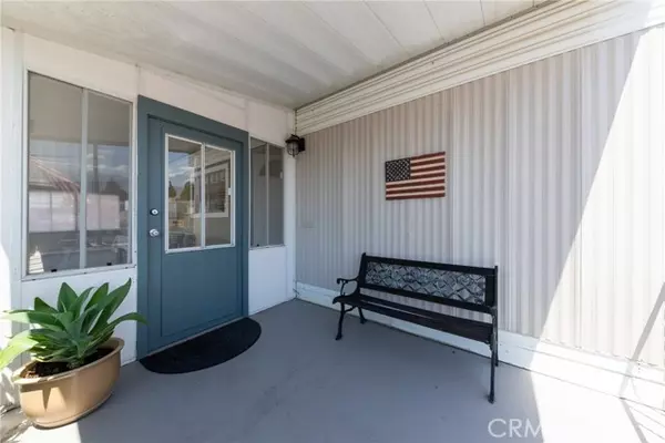 Yucaipa, CA 92399,12220 5th 207