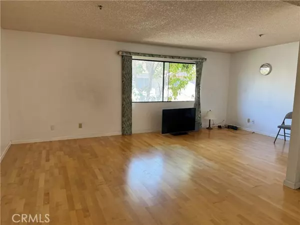 Cypress, CA 90630,9073 Grand CIR