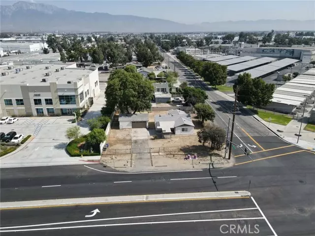 Fontana, CA 92337,14292 Jurupa AVE