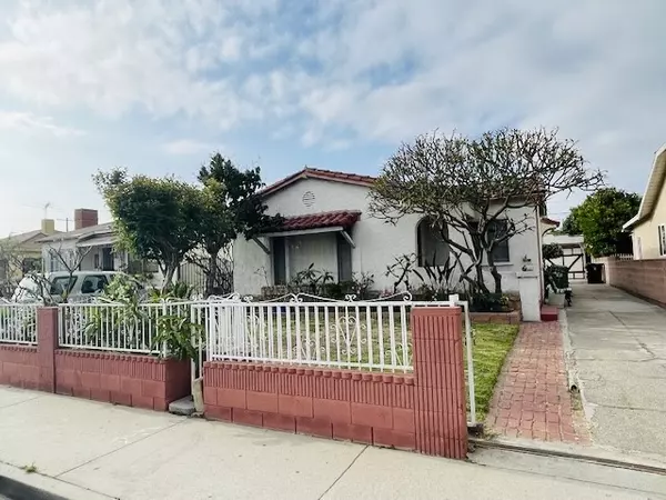 2467 Palm PL, Huntington Park, CA 90255