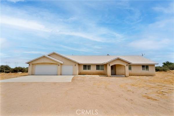 7694 Joshua ST, Phelan, CA 92371