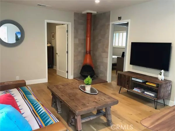 La Canada Flintridge, CA 91011,4711 Crown AVE