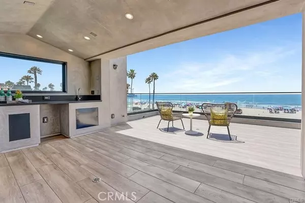 Newport Beach, CA 92663,2404 W Oceanfront