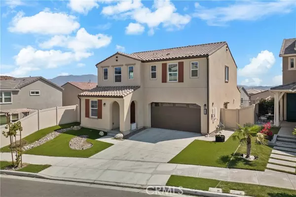 Saugus, CA 91350,18126 Jupiter LN