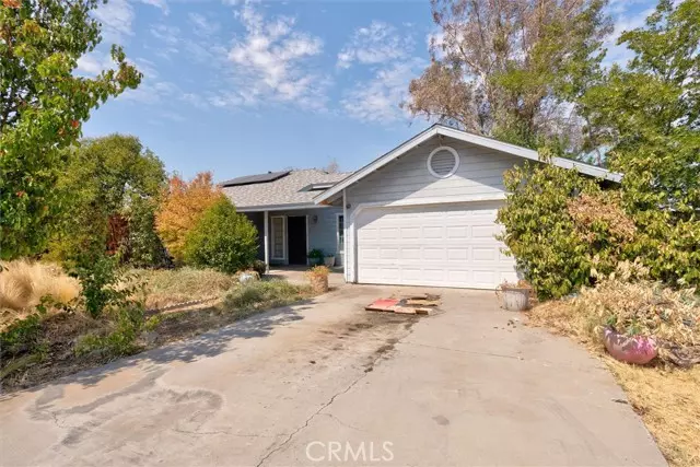 17096 Crescent DR, Madera, CA 93638