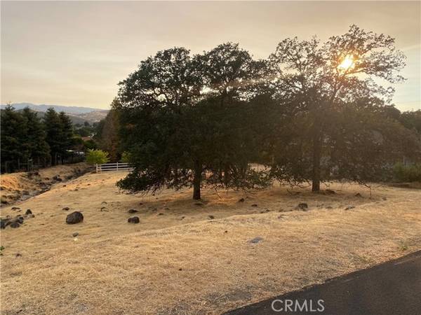 18765 Oak Grove RD, Hidden Valley Lake, CA 95467