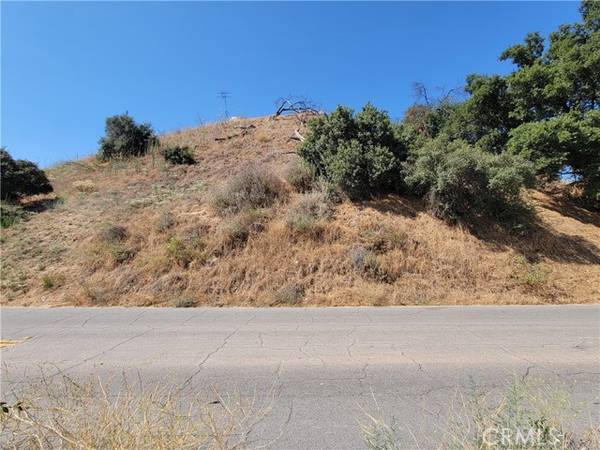 32710200 Hunstuck ST, Castaic, CA 91384