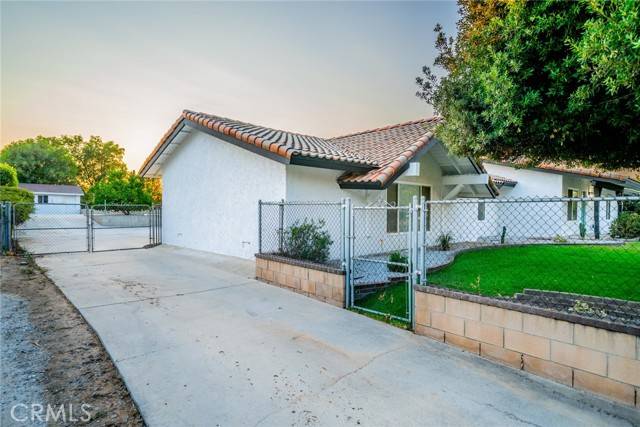 Jurupa Valley, CA 92509,5867 Horse Canyon RD