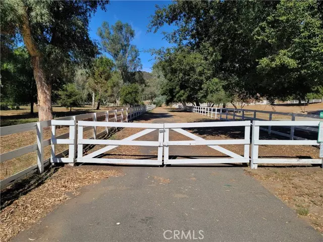 Murrieta, CA 92562,0 Calle De Lobo