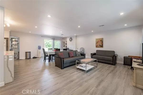 Granada Hills, CA 91344,11659 Mclennan AVE