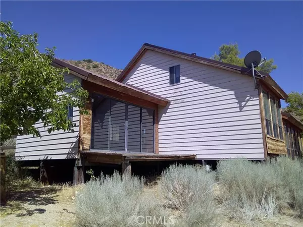 Llano, CA 93544,22401 Pinon RD