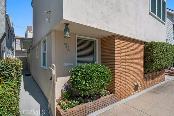 Long Beach, CA 90803,71 63rd PL