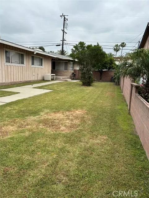 Paramount, CA 90723,16618 Eureka AVE