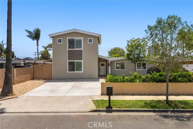 641 Cove ST, Costa Mesa, CA 92627