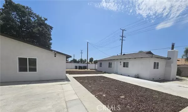 880 N Kirby ST, Hemet, CA 92545