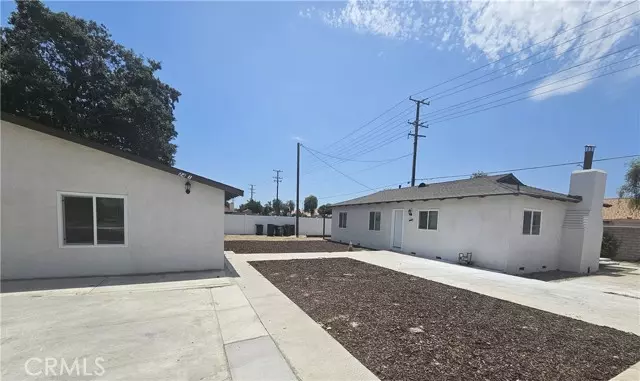 880 N Kirby ST, Hemet, CA 92545