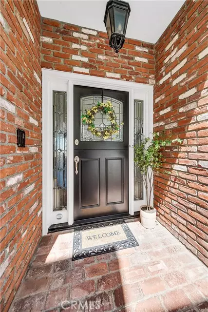 Newport Beach, CA 92661,1319 E Balboa Blvd BLD C