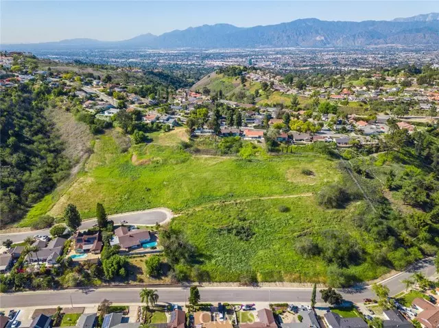 18 Camelback DR, Walnut, CA 91789