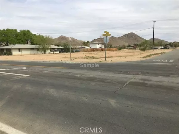 Apple Valley, CA 92307,0 Thunderbird RD