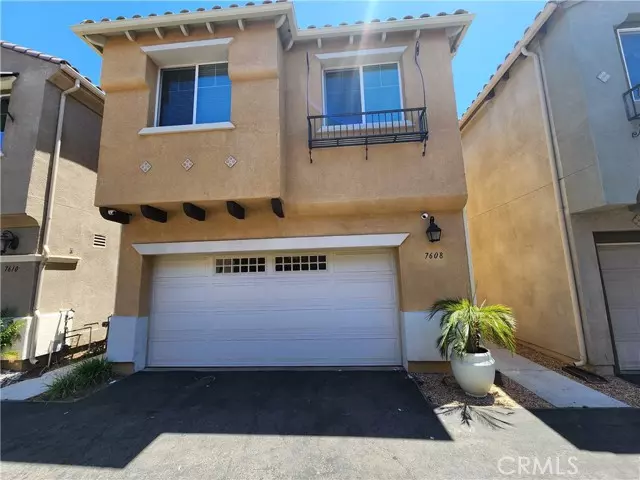 Van Nuys, CA 91405,7608 N Justice WAY