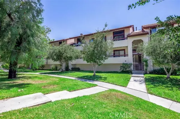 Canyon Country, CA 91387,18149 Sundowner WAY 936