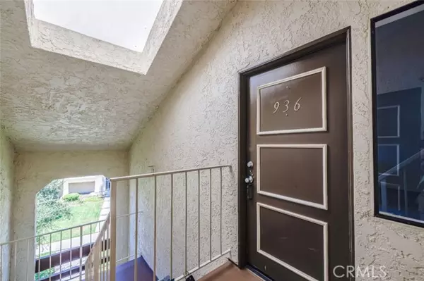 Canyon Country, CA 91387,18149 Sundowner WAY 936