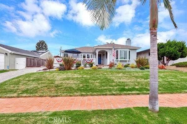 220 Avenida Barcelona, San Clemente, CA 92672