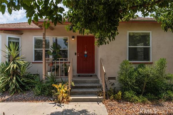 25869 Lomas Verdes ST, Redlands, CA 92373