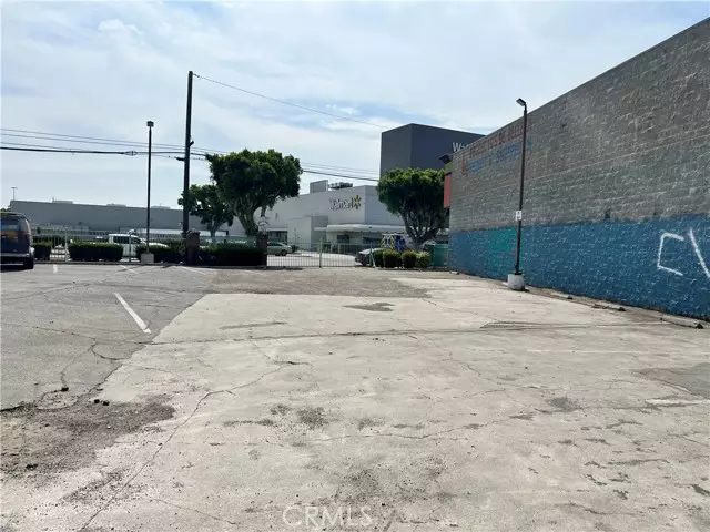 2111 N Long Beach BLD, Compton, CA 90221