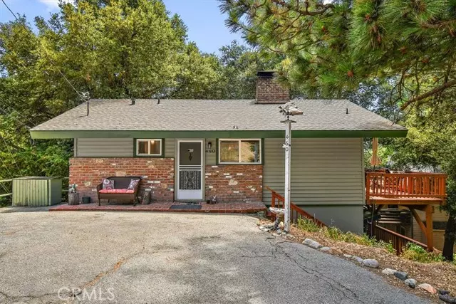 Crestline, CA 92325,460 Delle DR