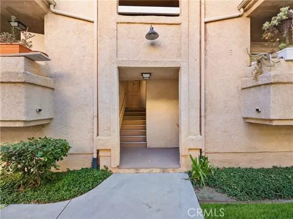 Newhall, CA 91321,19810 Sandpiper PL 22