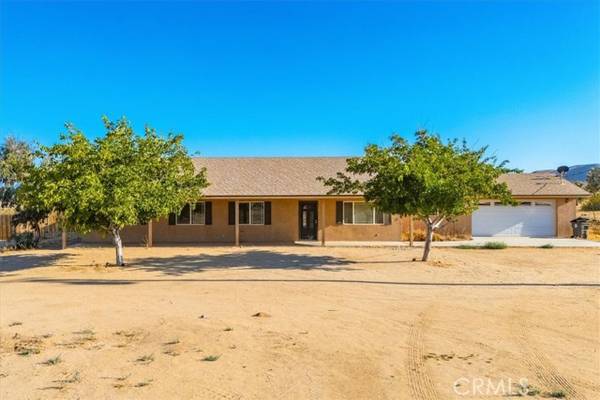 59099 Henderson DR, Yucca Valley, CA 92284