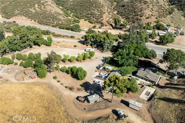 Agua Dulce, CA 91390,11809 Sierra HWY