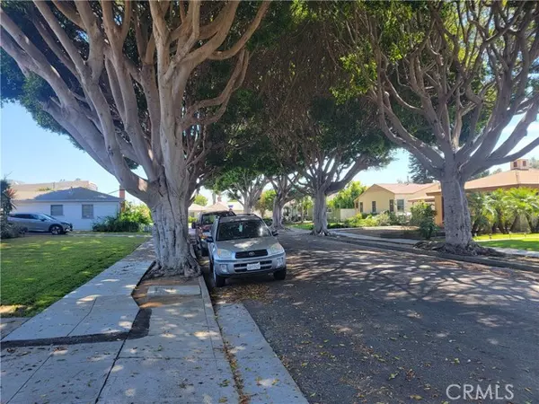 Santa Monica, CA 90404,3043 Delaware AVE