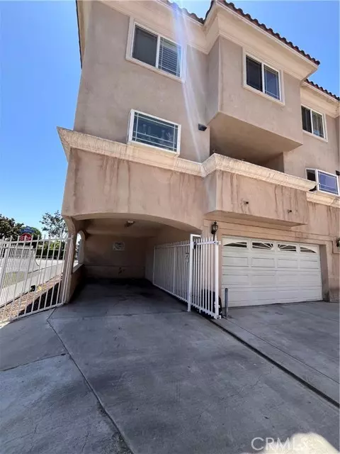 Downey, CA 90242,9759 Imperial