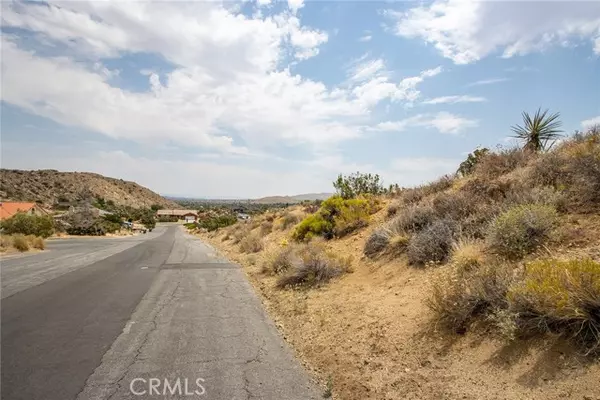Yucca Valley, CA 92284,55705 Free Gold DR