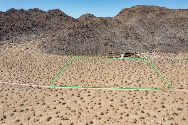 Joshua Tree, CA 92252,62600 Sullivan RD