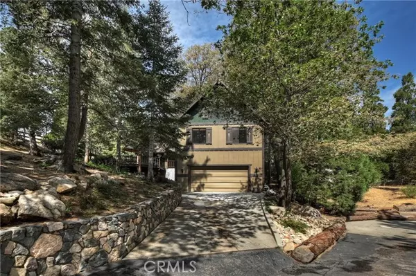 Lake Arrowhead, CA 92352,26146 Circle DR